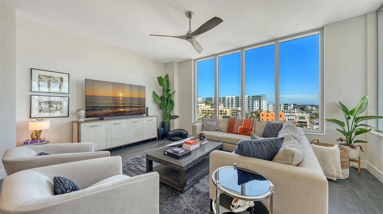 111 S Pineapple Avenue, Unit 601, Sarasota, FL 34236 Photo