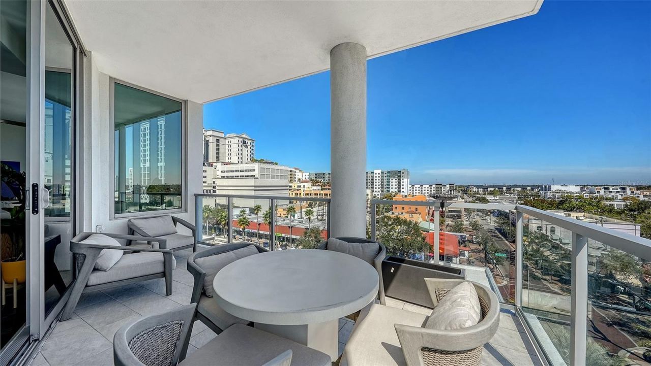 111 S Pineapple Avenue, Unit 601, Sarasota, FL 34236 Photo