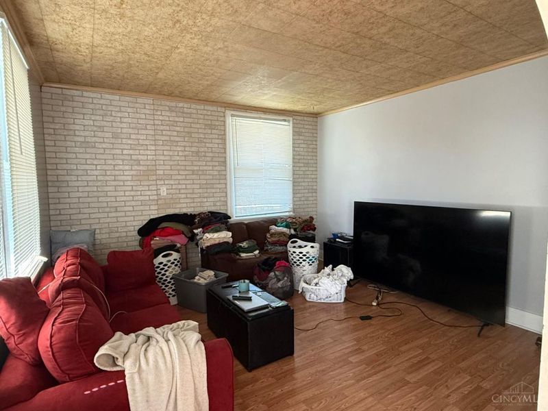 412 Lombardy Street, Elmwood Place, OH 45216 Photo 5