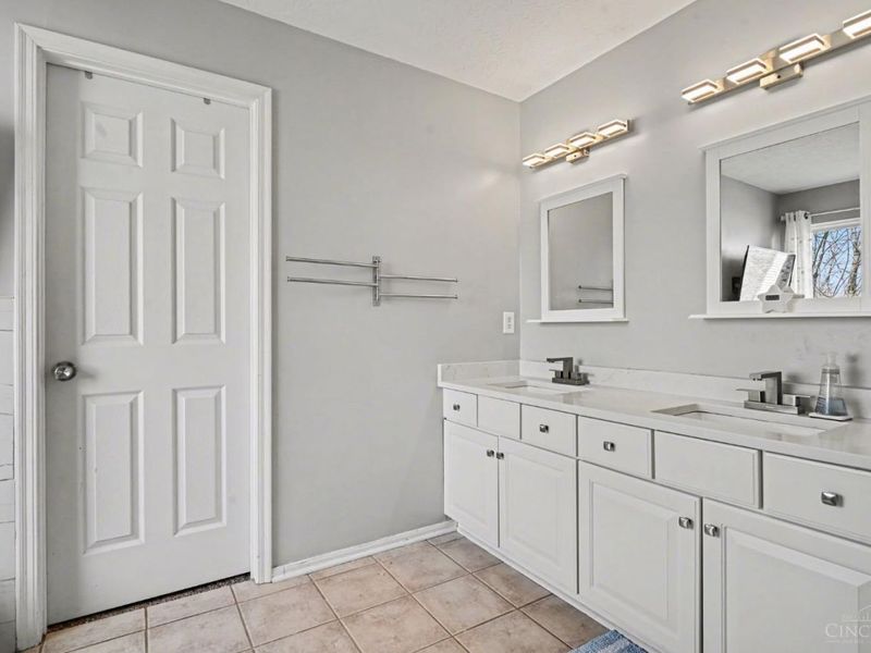 6369 Hedgerow Drive, West Chester, OH 45069 Photo 23