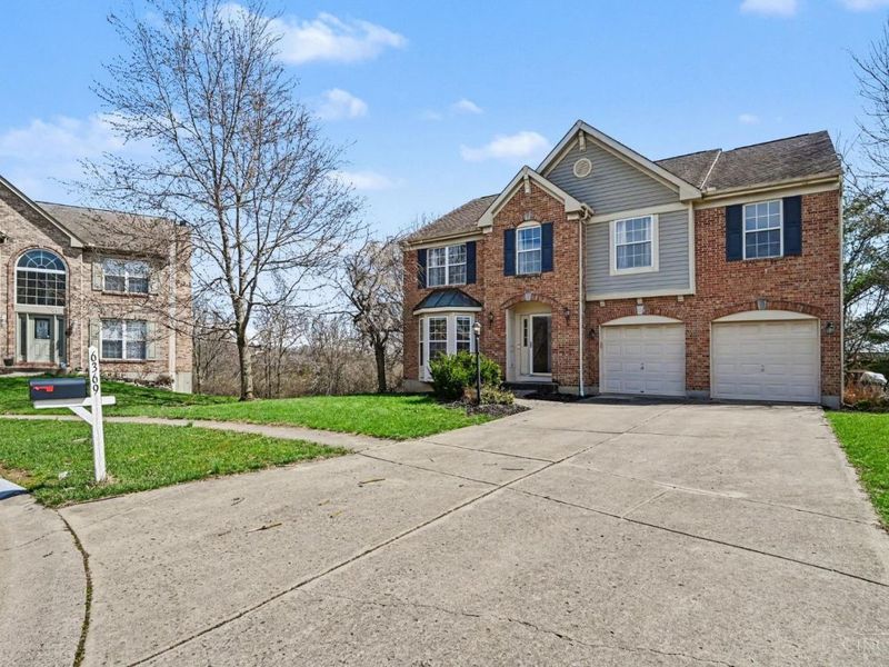 6369 Hedgerow Drive, West Chester, OH 45069 Photo 3