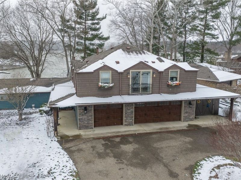 2023 Lakewood Road SW, Sherrodsville, OH 44675 Photo 1