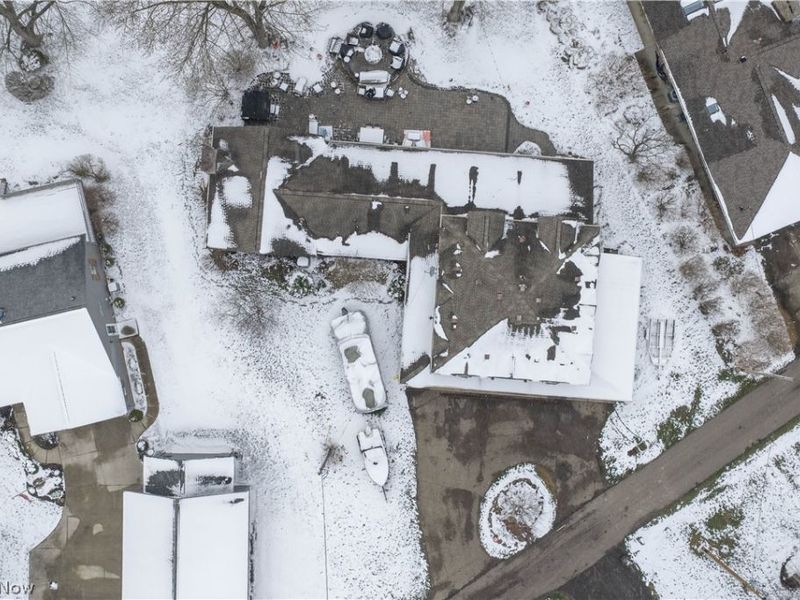 2023 Lakewood Road SW, Sherrodsville, OH 44675 Photo 5