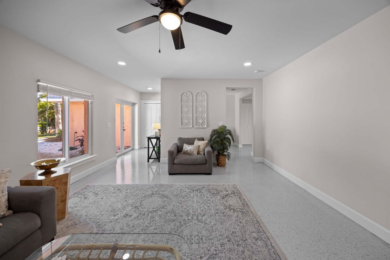 887 Casa Ybel Rd, Sanibel, FL 33957 Photo