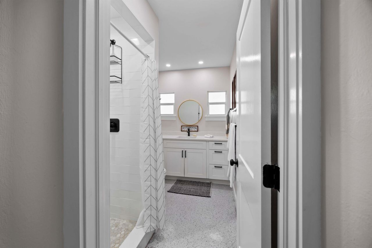 887 Casa Ybel Rd, Sanibel, FL 33957 Photo