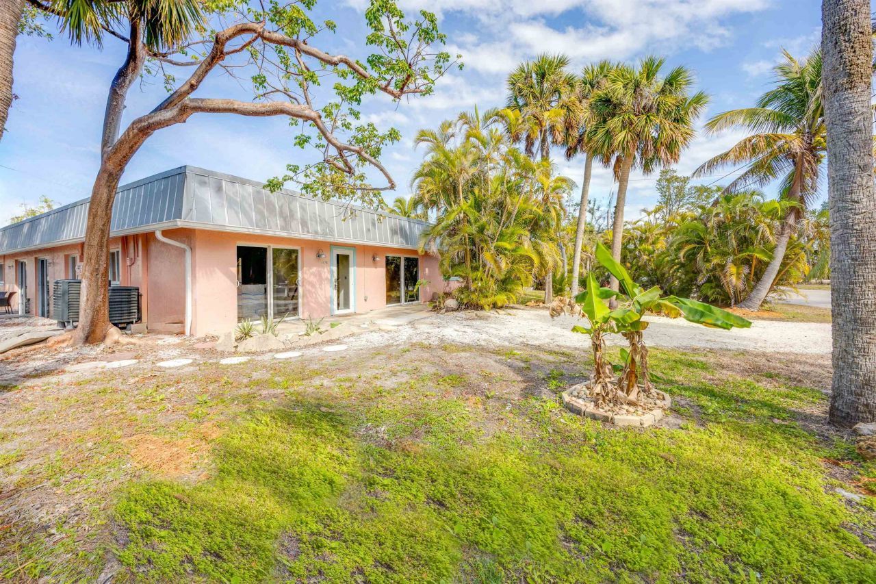 887 Casa Ybel Rd, Sanibel, FL 33957 Photo