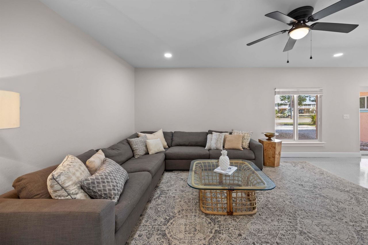 887 Casa Ybel Rd, Sanibel, FL 33957 Photo