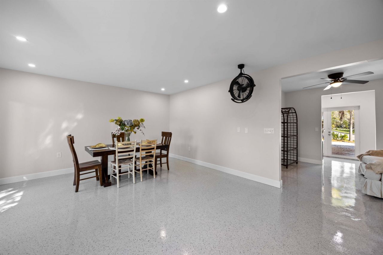 887 Casa Ybel Rd, Sanibel, FL 33957 Photo