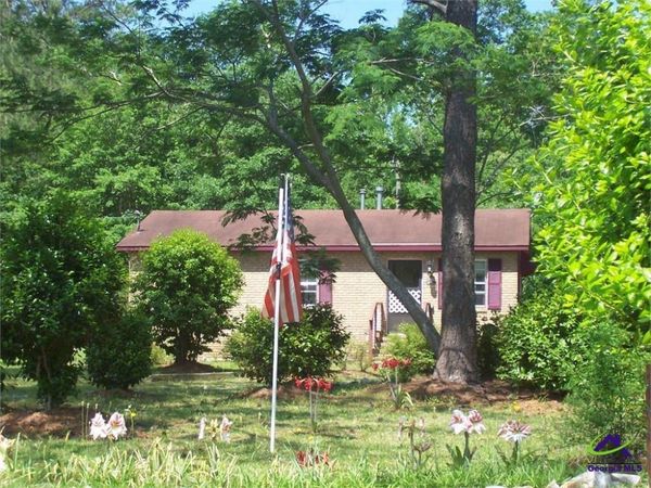 179 West Valley Drive, Fort Valley, GA 31030