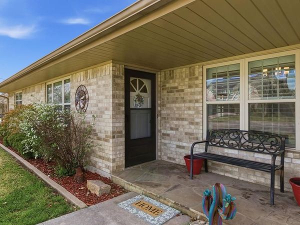 409 N Walnut Street, Muenster, TX 76252