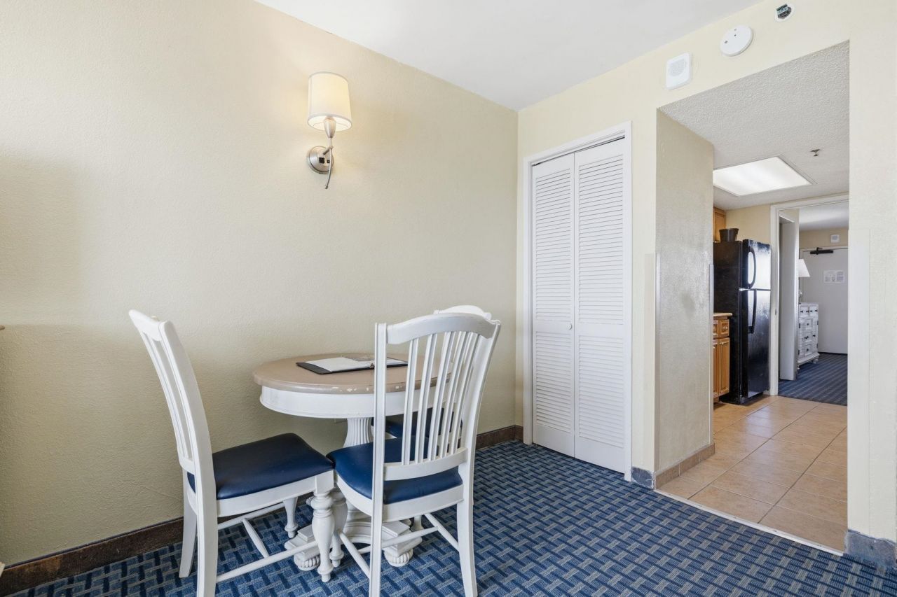 2401 S Ocean Blvd. Photo 11