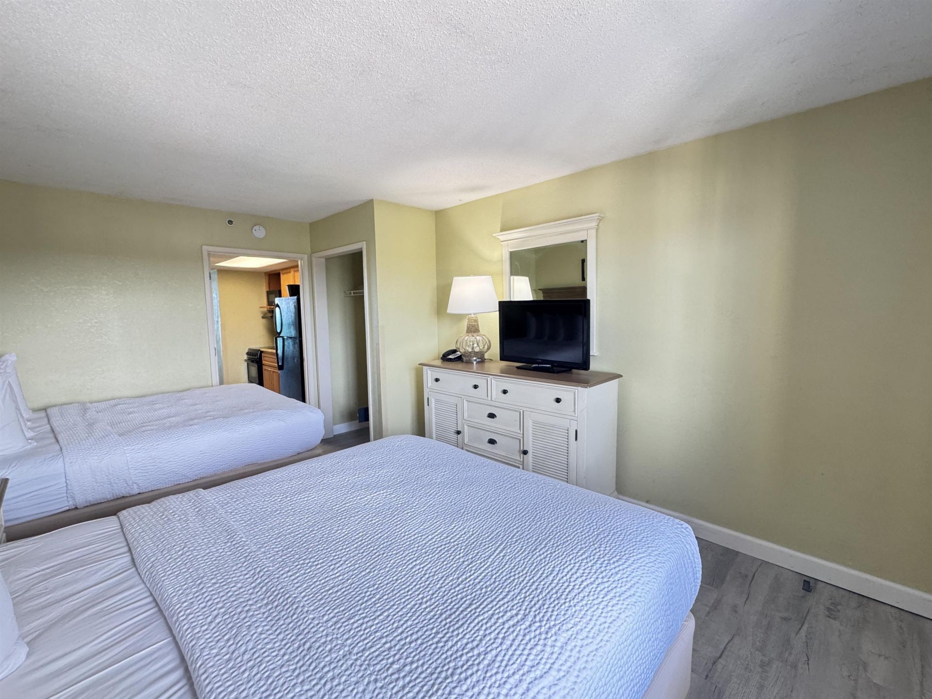 2401 S Ocean Blvd. Photo 8