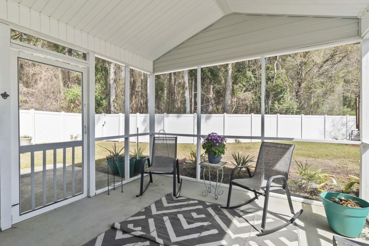 914 Bur Oak Ct. Photo 30