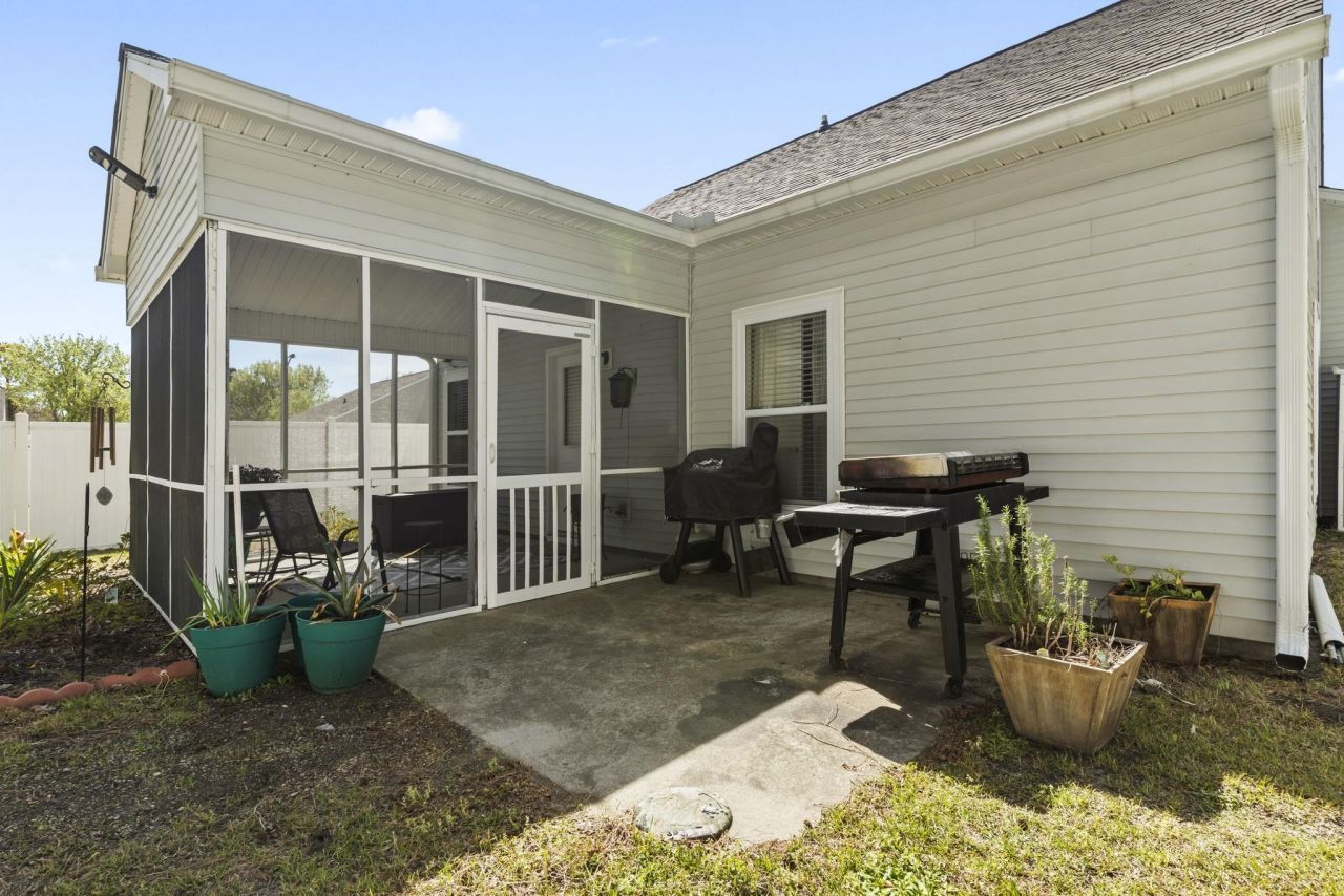 914 Bur Oak Ct. Photo 33