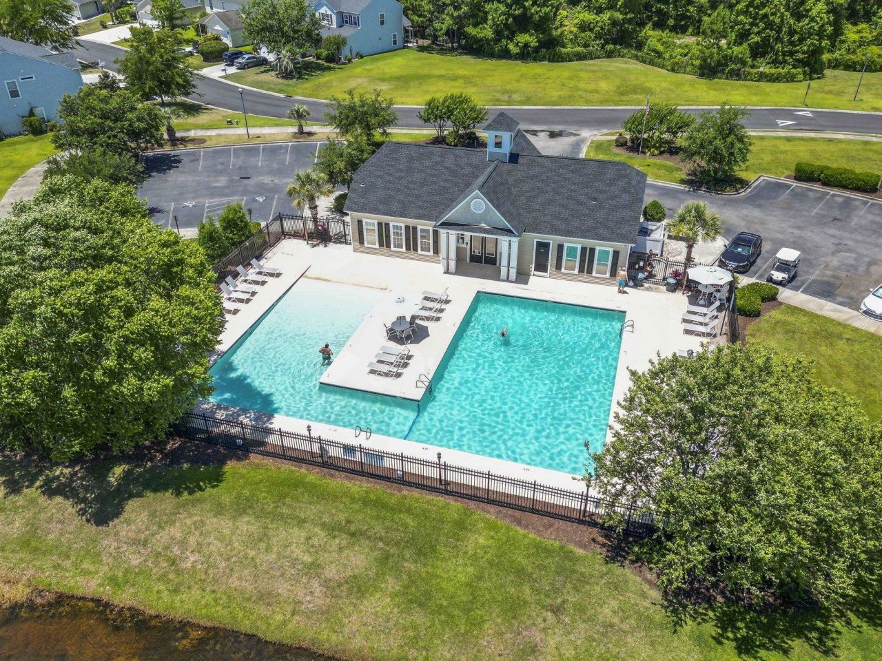 914 Bur Oak Ct. Photo 37