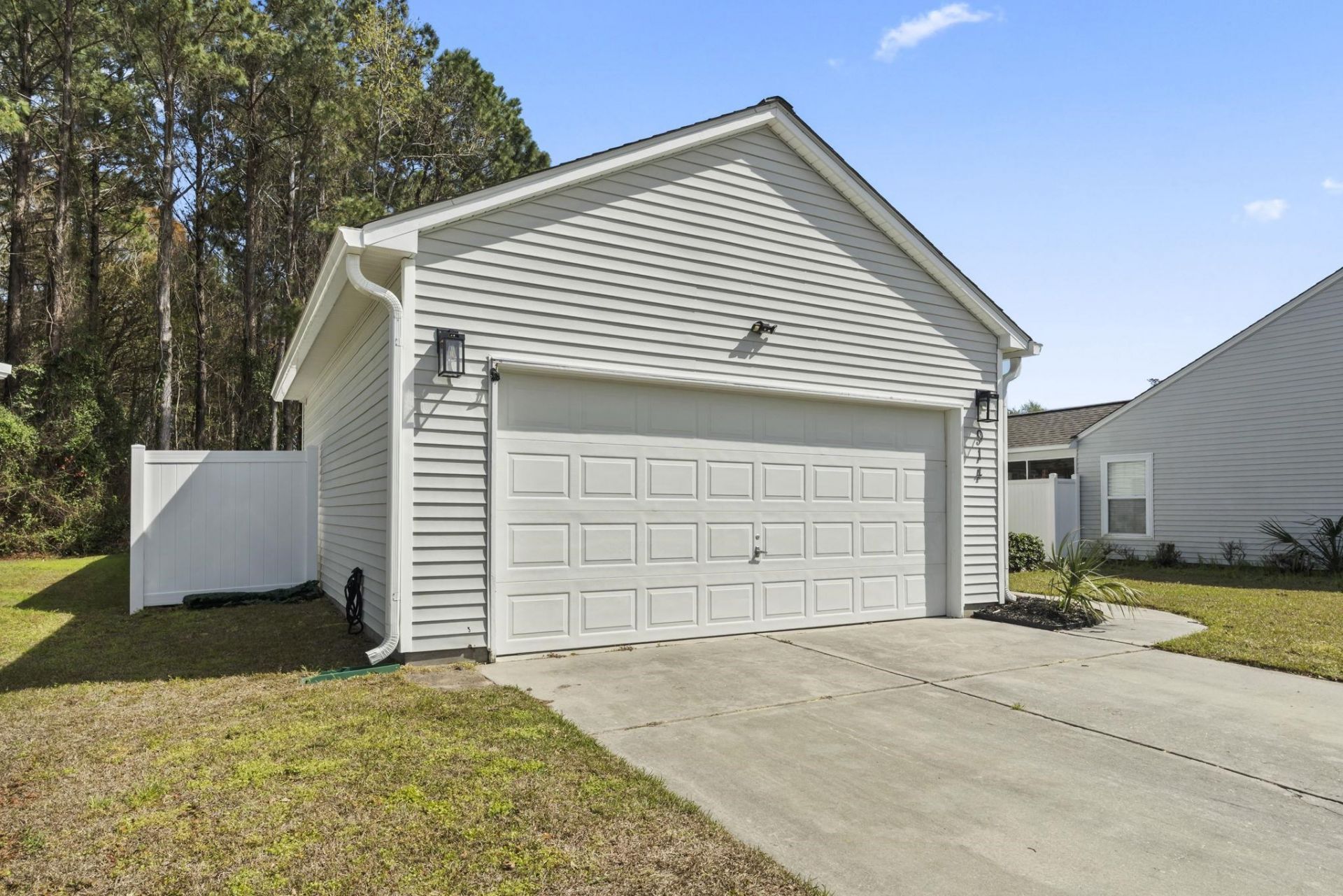 914 Bur Oak Ct. Photo 44