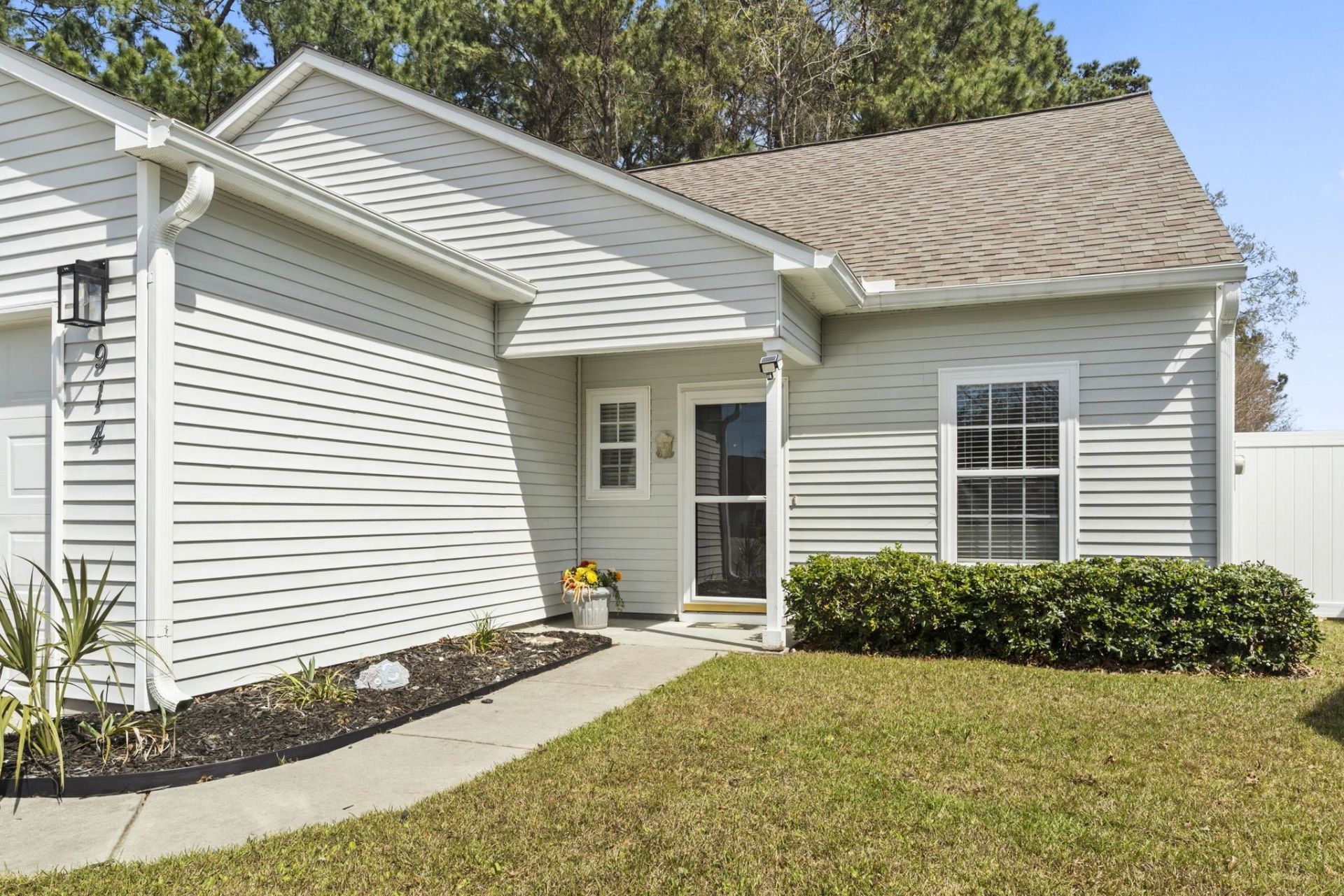 914 Bur Oak Ct. Photo 46