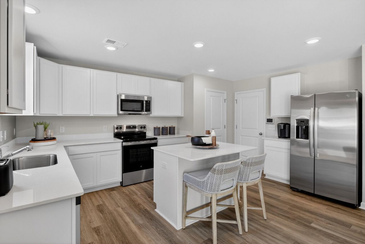 7099 Windham Way Photo 12