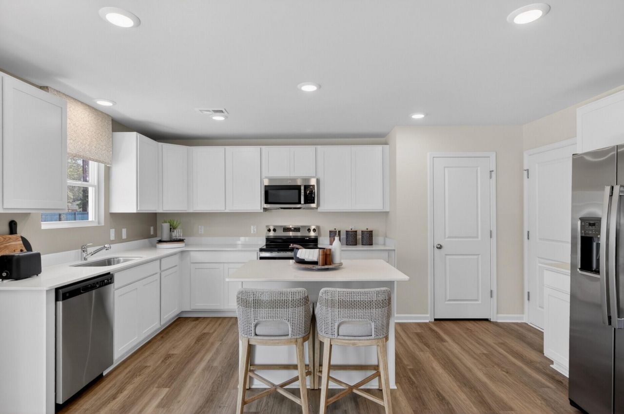 7099 Windham Way Photo 13