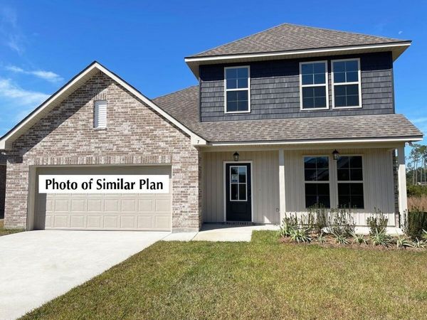 215 Bon Ami Drive, Freeport, FL 32439