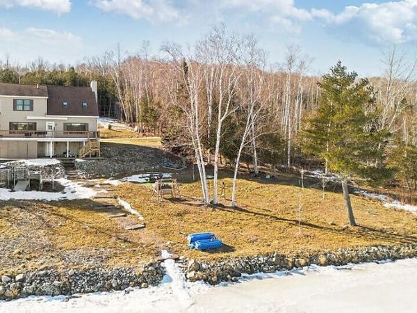 104 Cotta Lane, Saint Albans, ME 04971