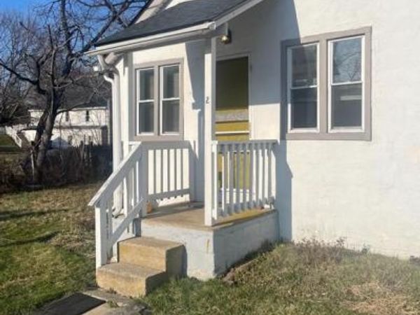 2 HOLLY AVENUE , Unit 1, COATESVILLE, PA 19320