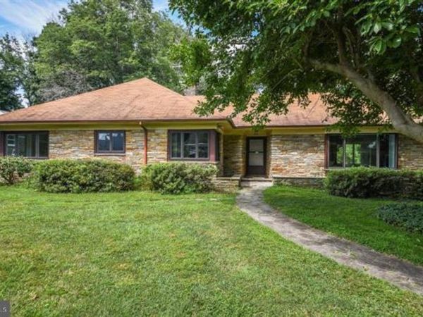 8104 HEACOCK LANE, WYNCOTE, PA 19095