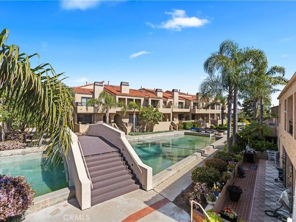 16580 Bordeaux, Huntington Beach, CA 92649