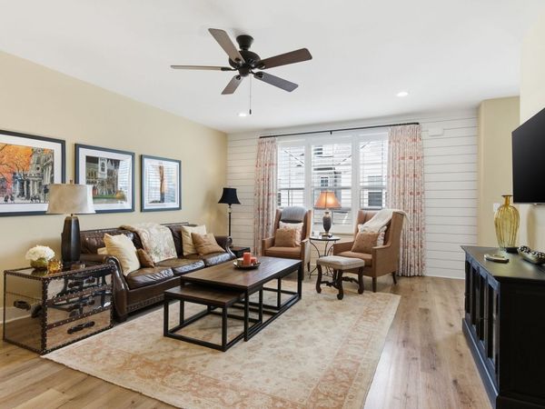 7030 Westside Cir, Nashville, TN 37205