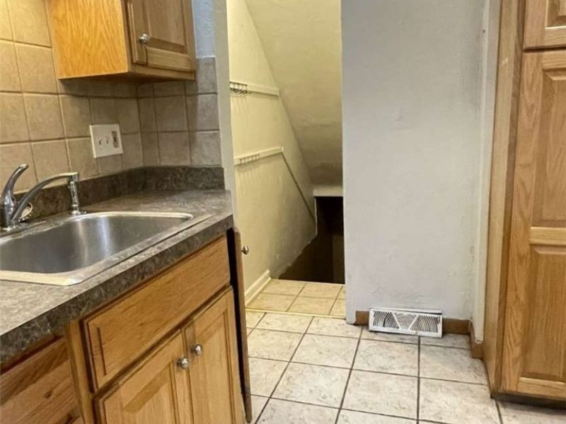 442 Clearview Drive , Unit U9, Euclid, OH 44123 Photo 9