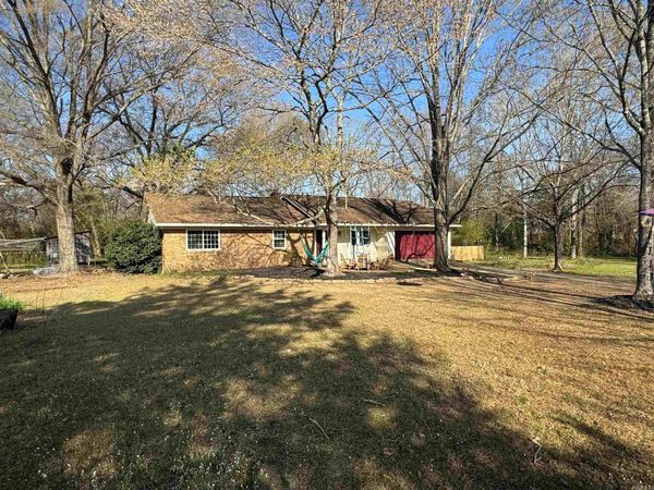 155 N Valley Rd, Searcy, AR 72143