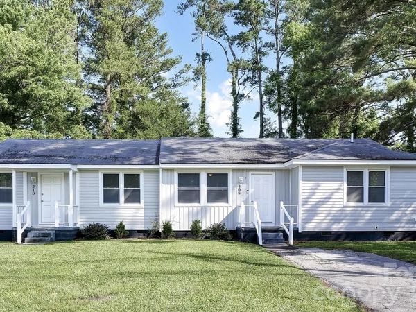 208-210 York Street , Jacksonville, NC 28540