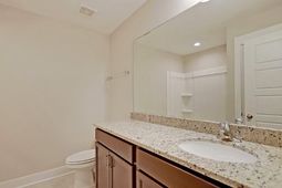 222 Creek Pointe Drive Drive photo 4