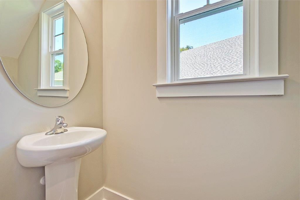 222 Creek Pointe Drive Drive Photo 33