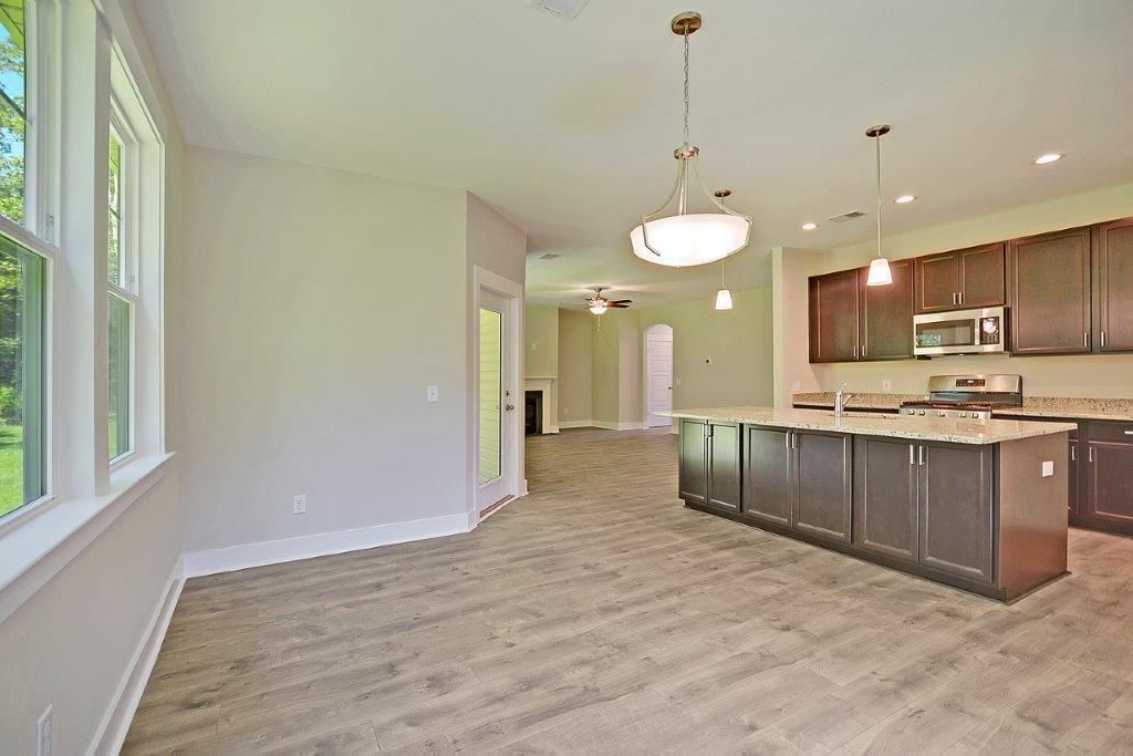 222 Creek Pointe Drive Drive Photo 6