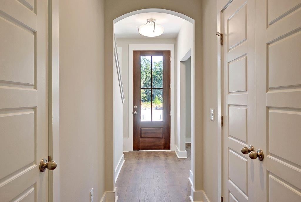 222 Creek Pointe Drive Drive Photo 9