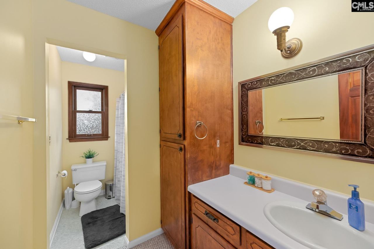 2015 Middleton Street  Photo 16