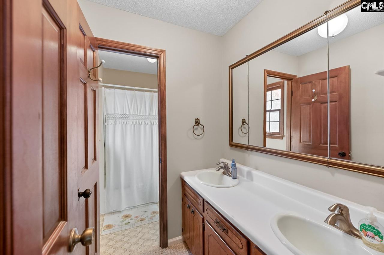 2015 Middleton Street  Photo 21