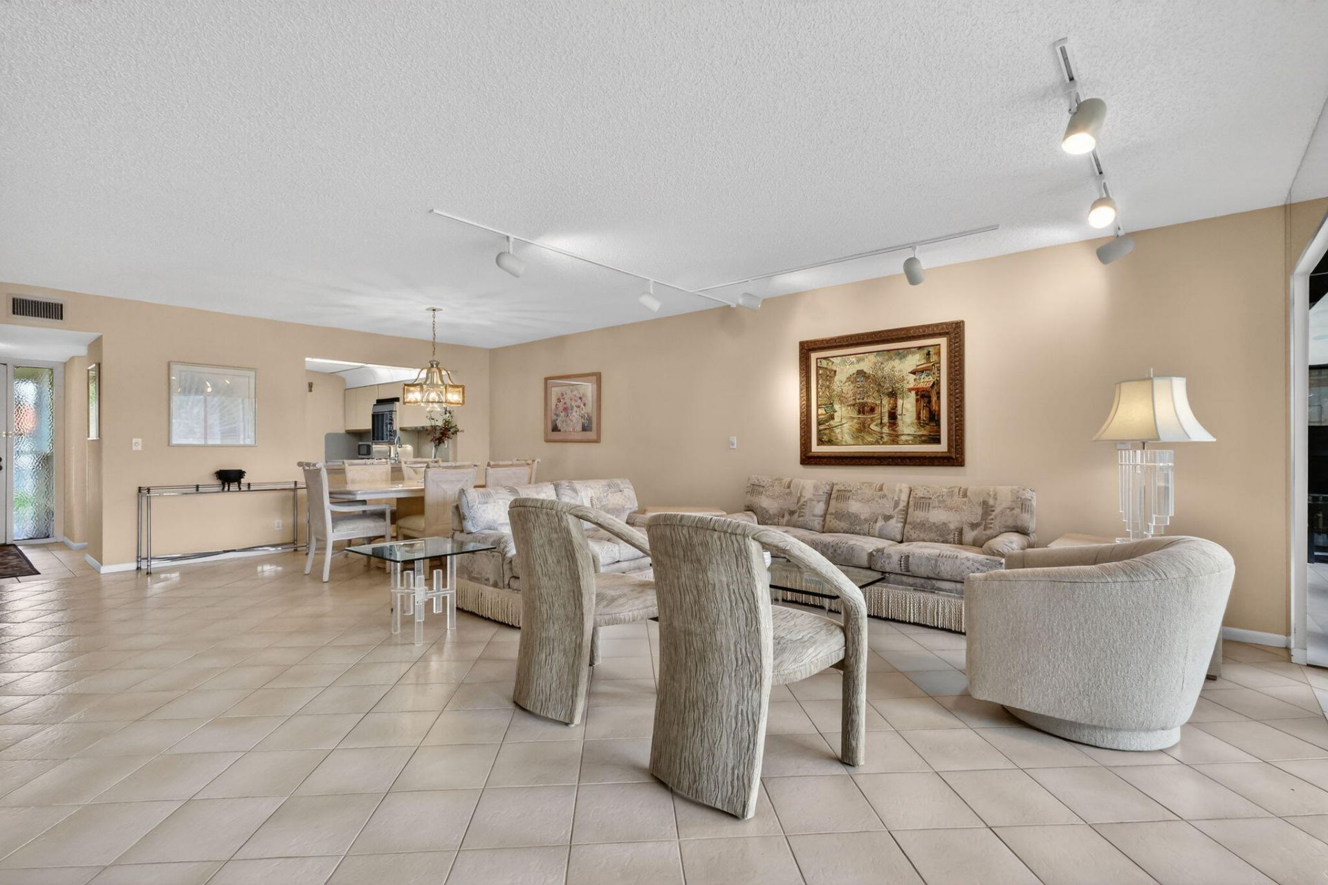 5561 Fairway Park Drive, Unit 203, Boynton Beach, FL 33437 Photo