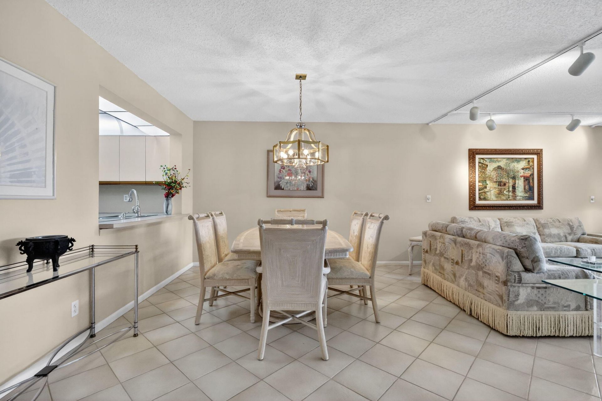 5561 Fairway Park Drive, Unit 203, Boynton Beach, FL 33437 Photo