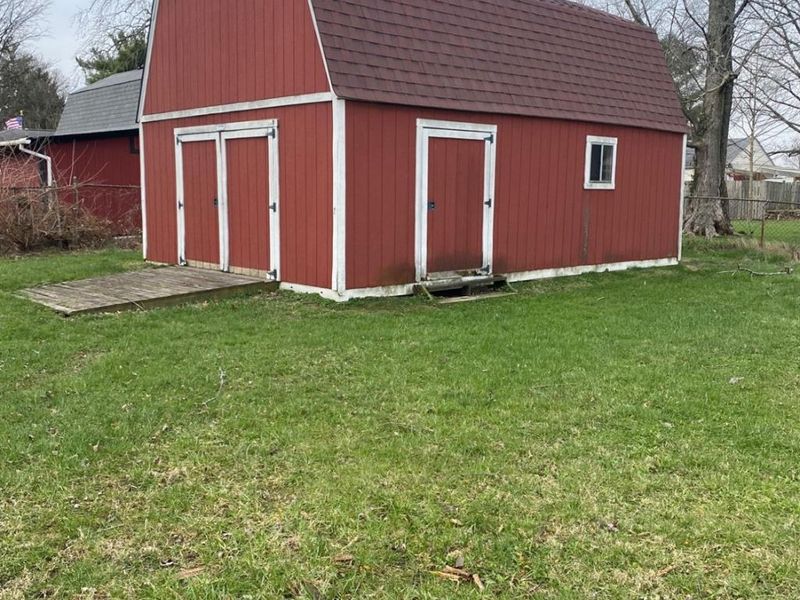 7957 W Chester Road, West Chester, OH 45069 Photo 4