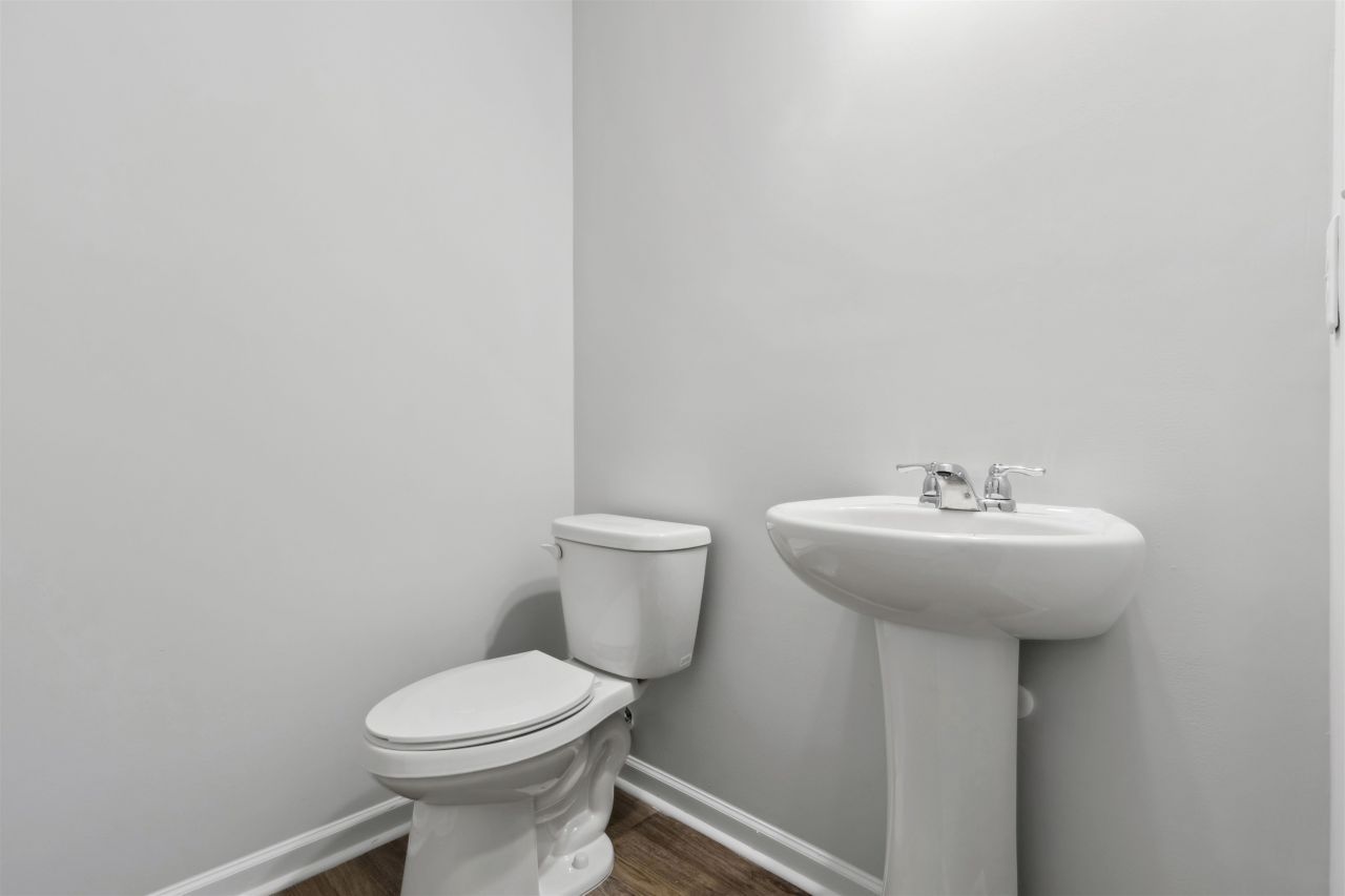 917 Caswell Dr.  Photo 33