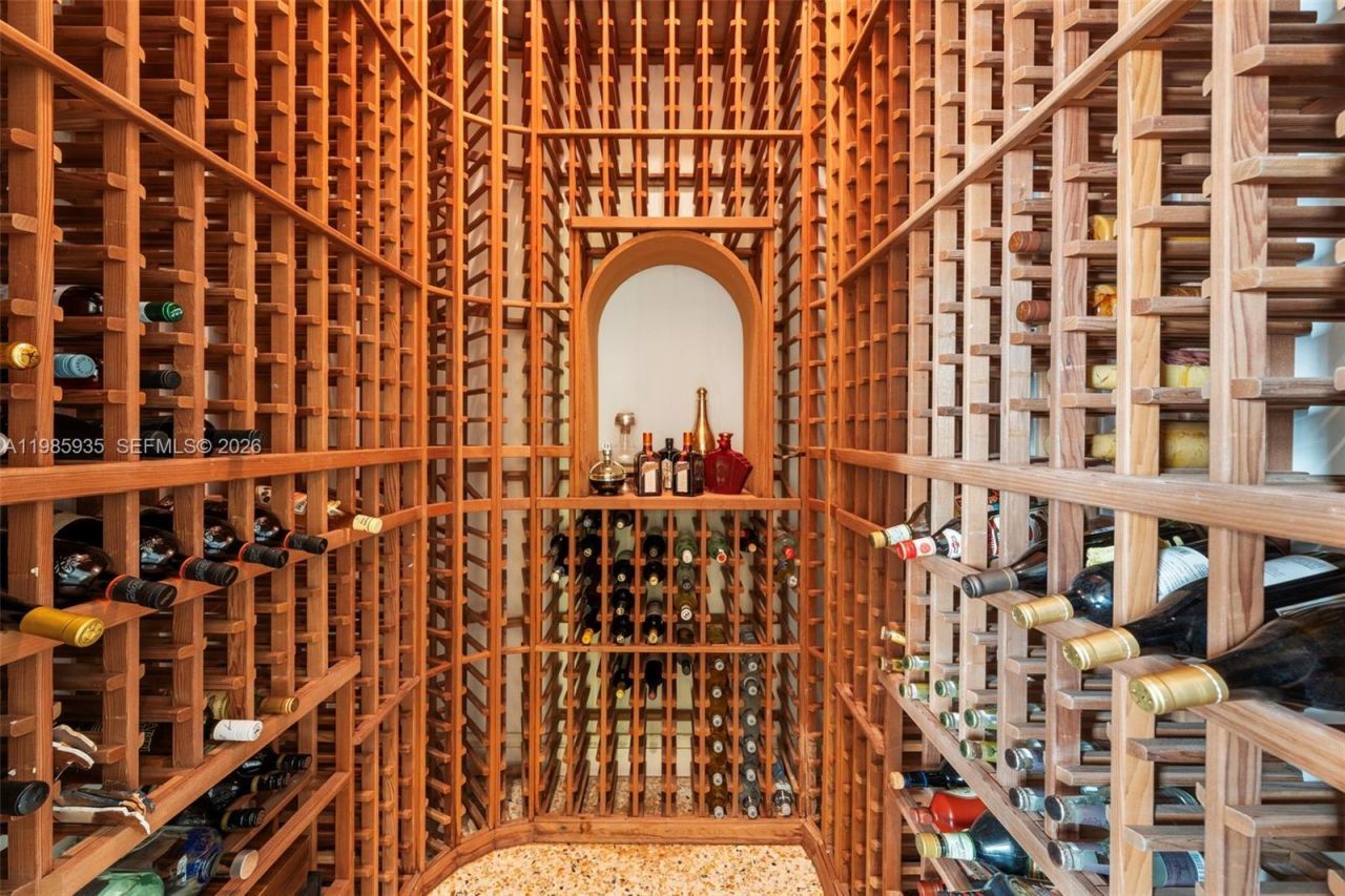 9401 Journeys End Rd , Coral Gables, FL 33156 Photo