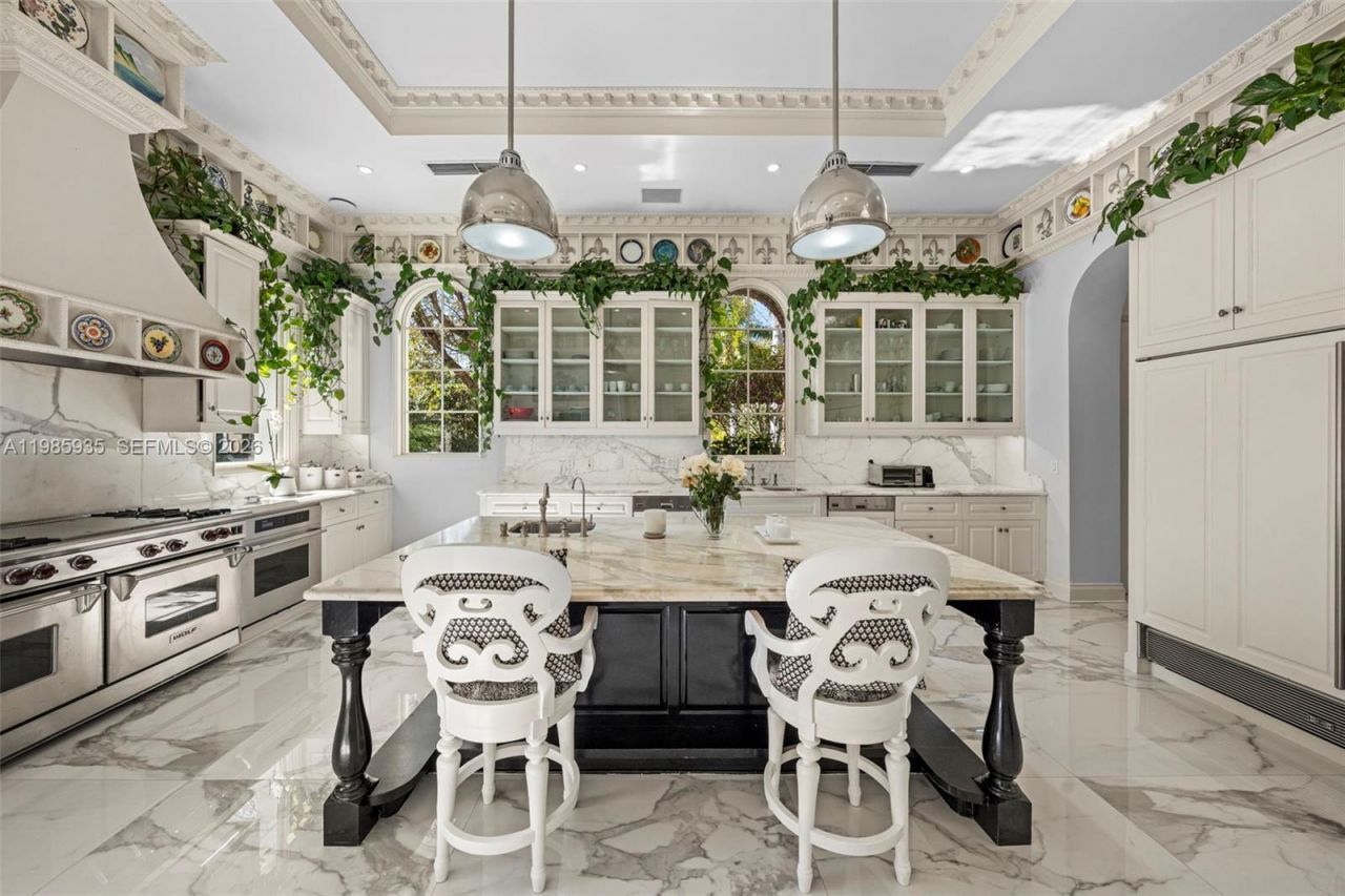 9401 Journeys End Rd , Coral Gables, FL 33156 Photo