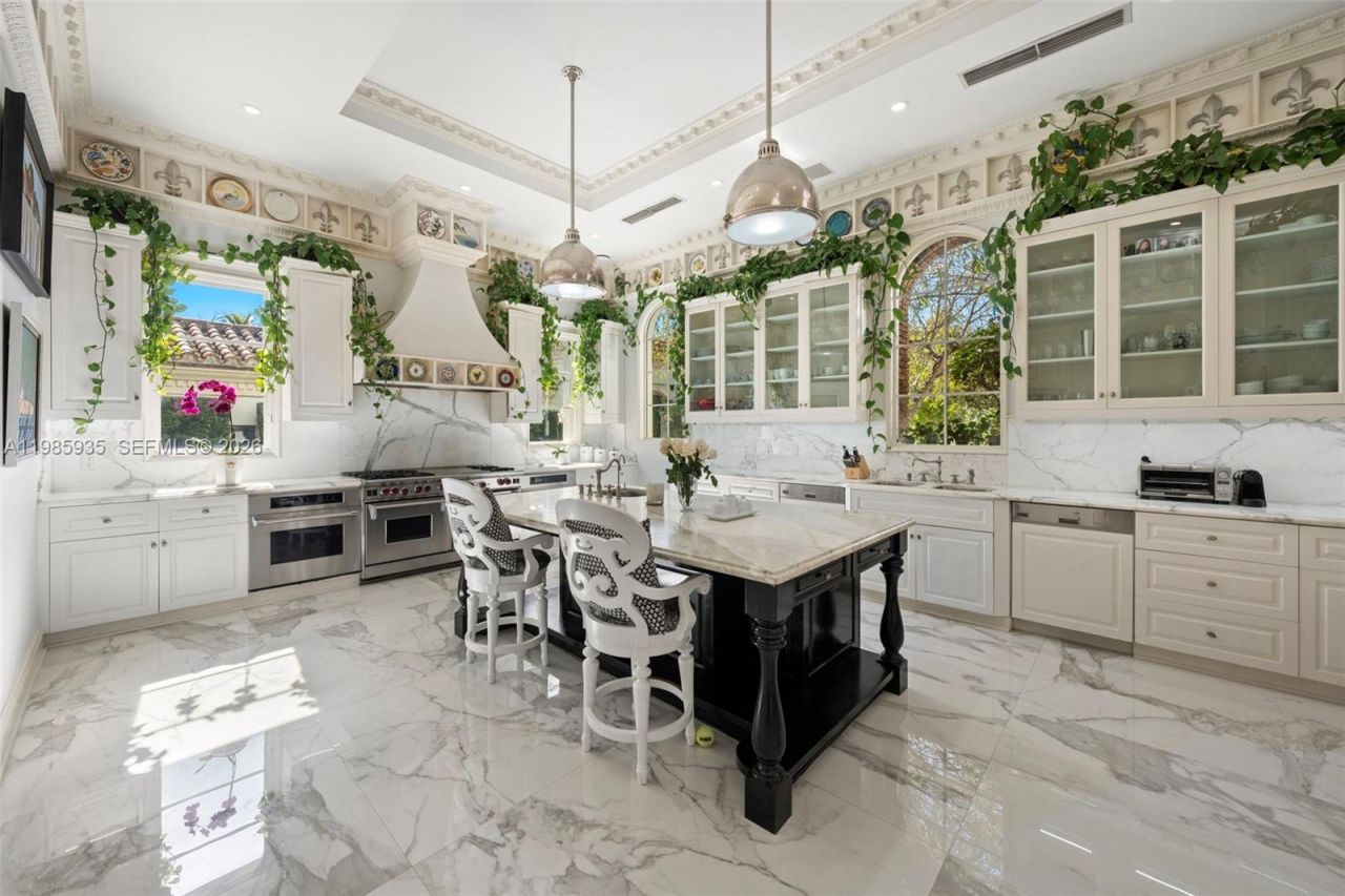 9401 Journeys End Rd , Coral Gables, FL 33156 Photo