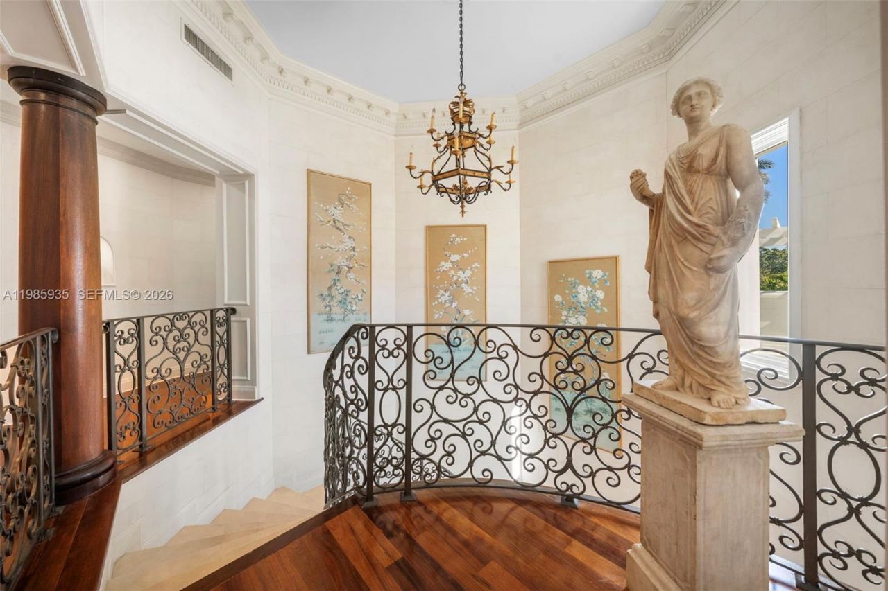 9401 Journeys End Rd , Coral Gables, FL 33156 Photo