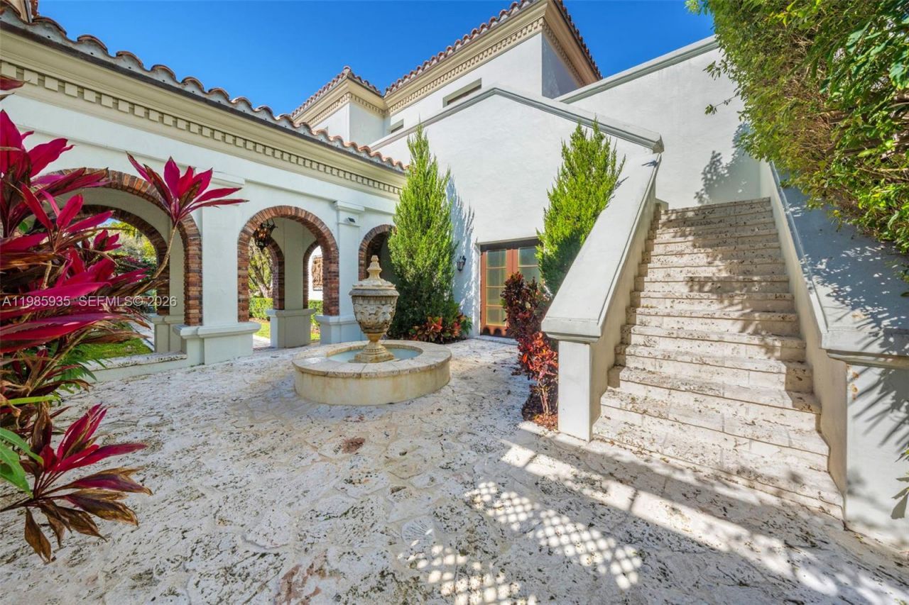 9401 Journeys End Rd , Coral Gables, FL 33156 Photo