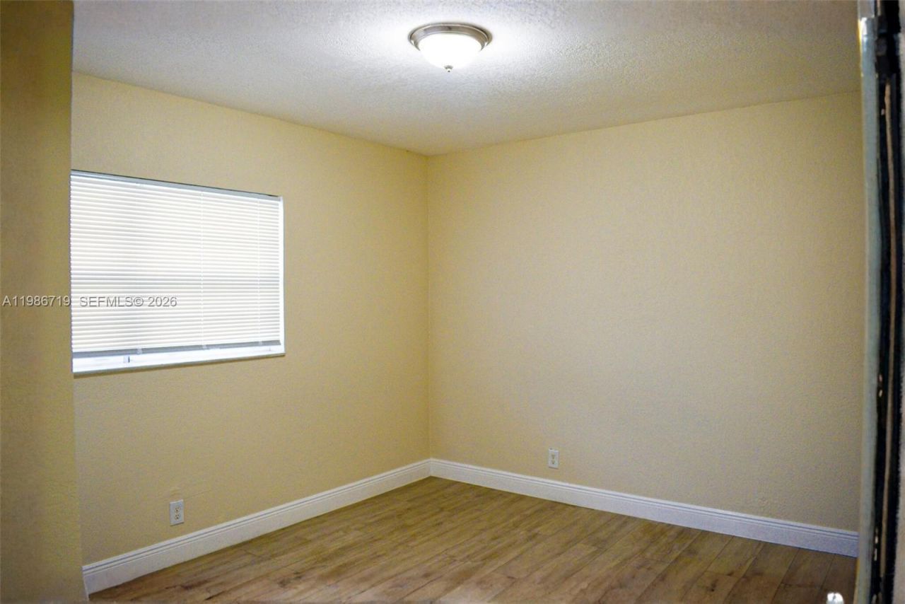 4260 NW 31st Ter, Unit 2, Lauderdale Lakes, FL 33309 Photo