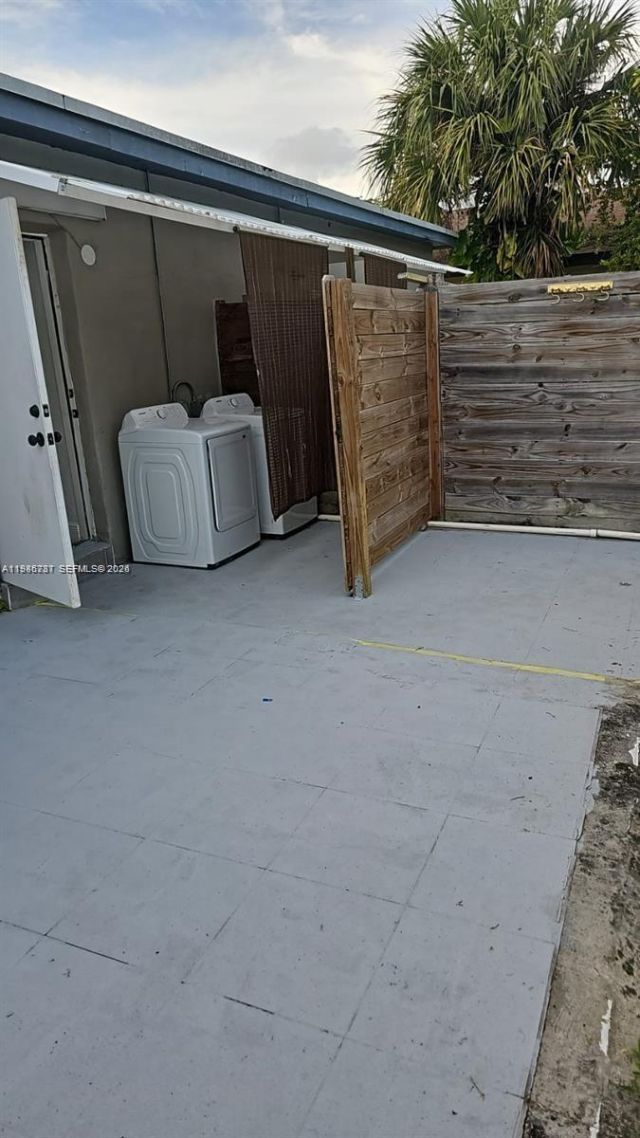 2821 SW 39th Ave , Unit 2821, Miami, FL 33134 Photo