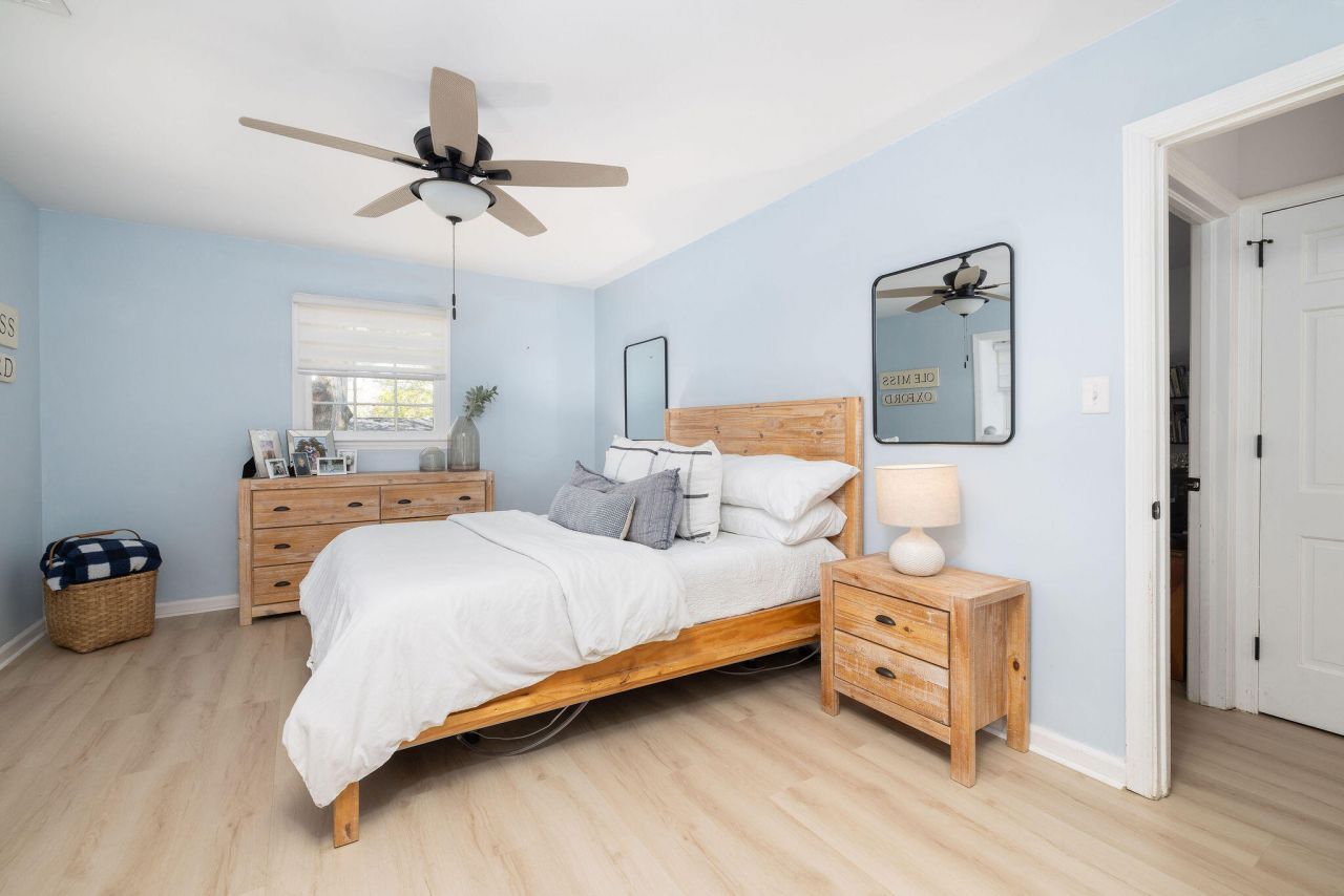 1045 Yeamans Hall Road Photo 29